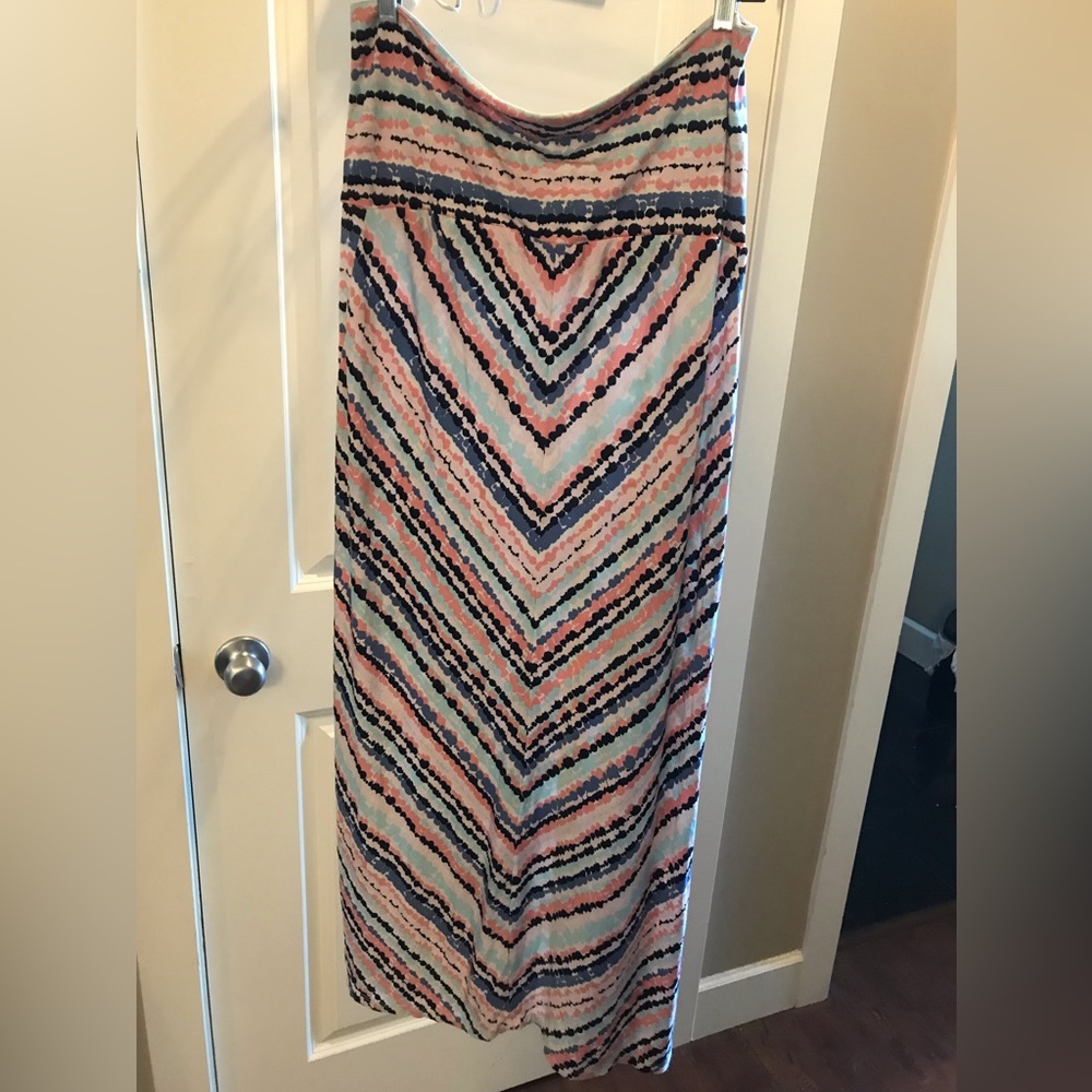 Motherhood Maternity Blue White Pink pattern Maxi Skirt size Large